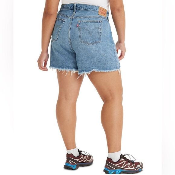 Levi’s Trendy Plus Size 501 Denim Shorts - Picture 4 of 4